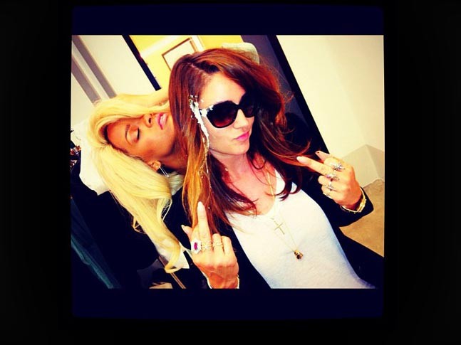 rihanna fragrance 3.jpg