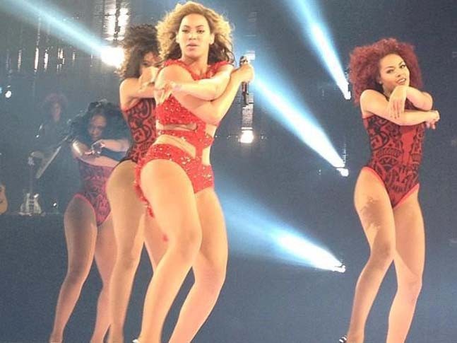 Beyonce_Revel_concert_004.jpg